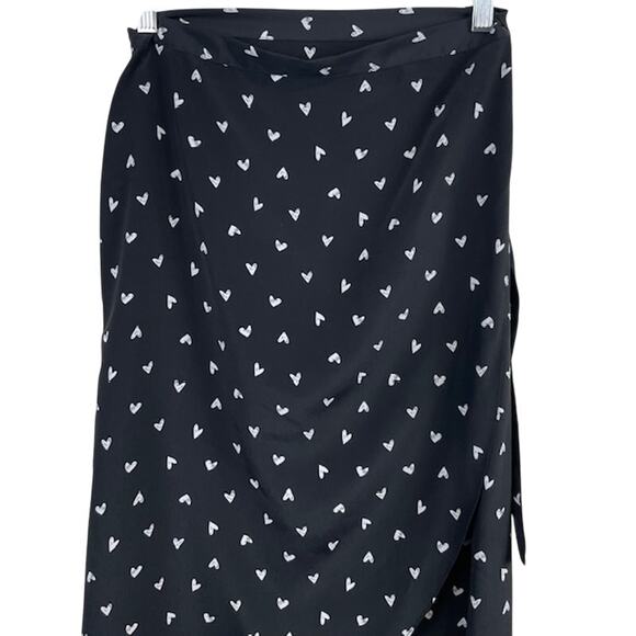 ASOS, Miss Selfridge Wrap Tie Skirt in Black W/Heart Print - Picture 5 of 8